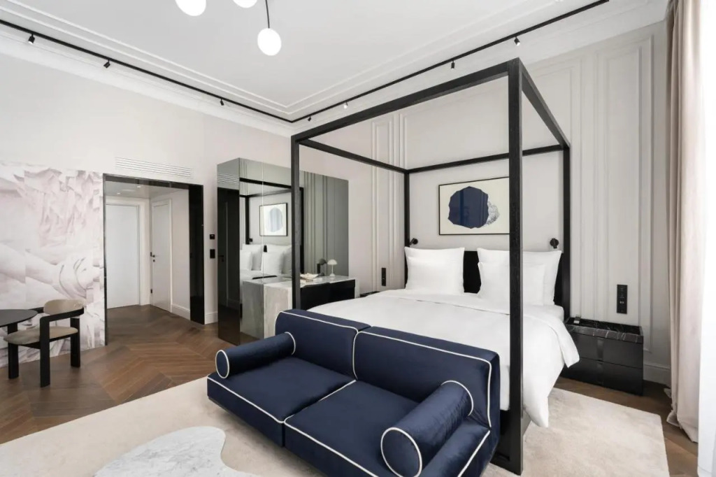 The Best Hotel in Brussels (TEST HOTEL)