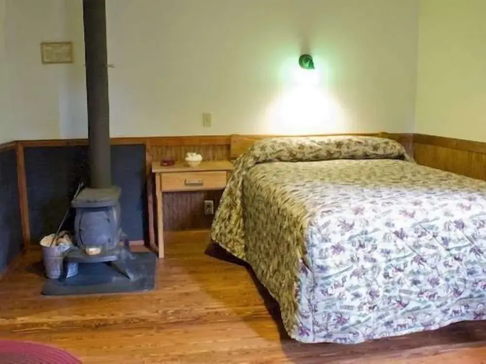 Roosevelt Lodge & Cabins