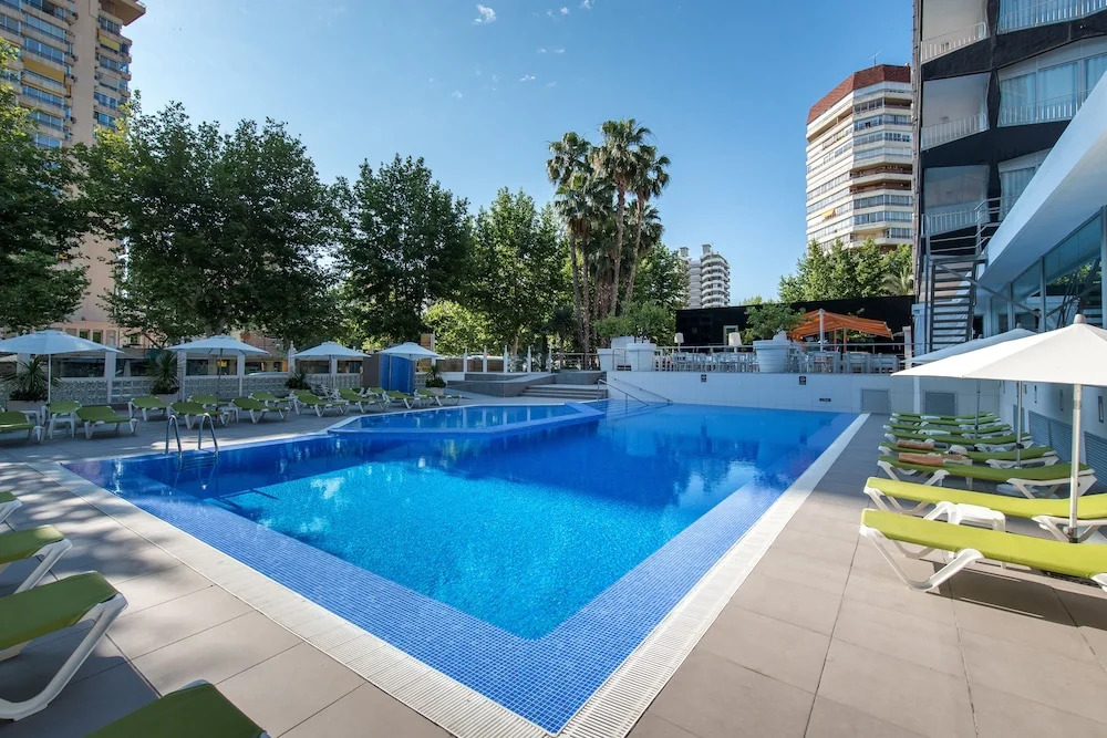 Apartamentos Roybel