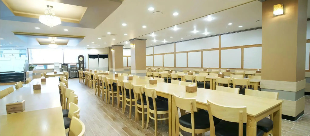 Raum Hotel