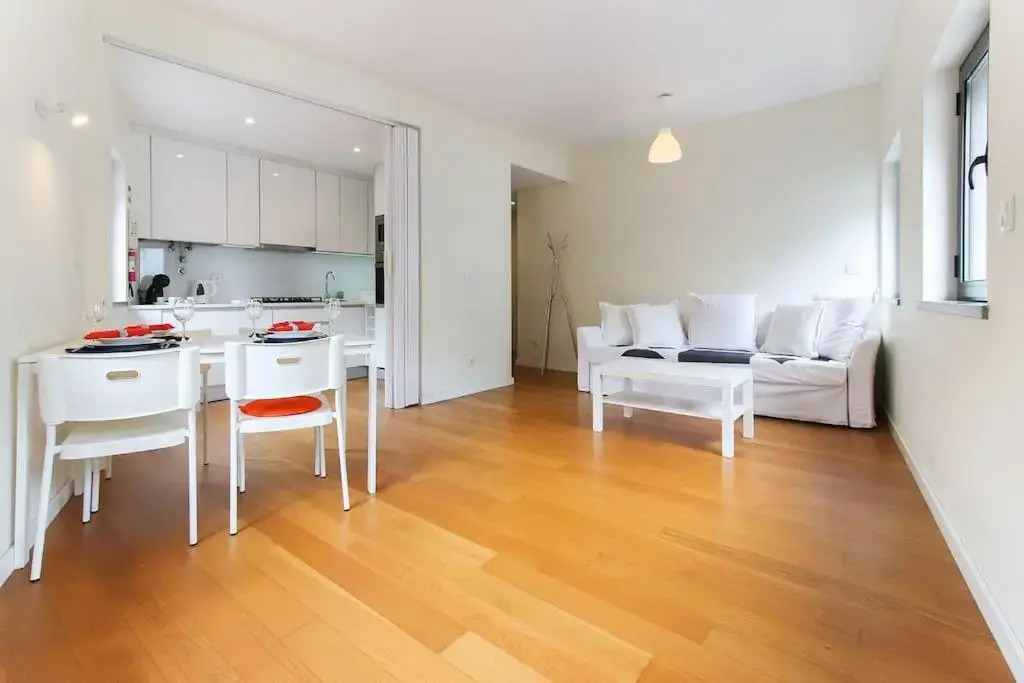 Apartamento Moderno na Graça/ Alfama