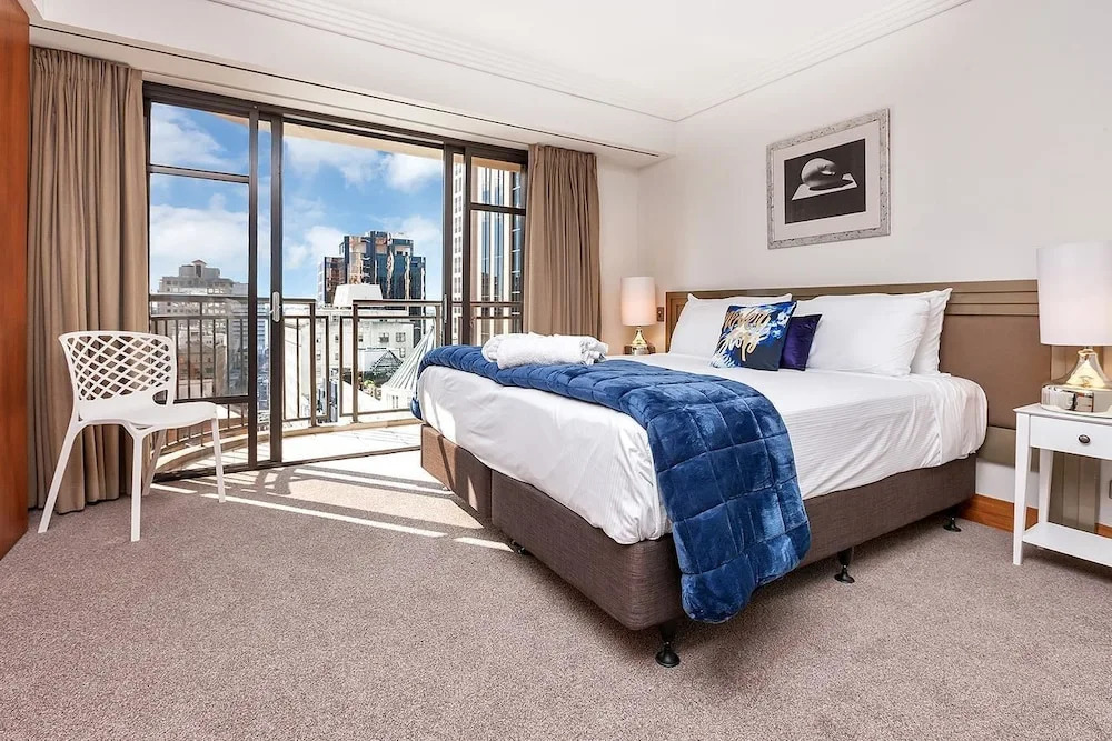 QV Floor Apt Heritage Towers - 484