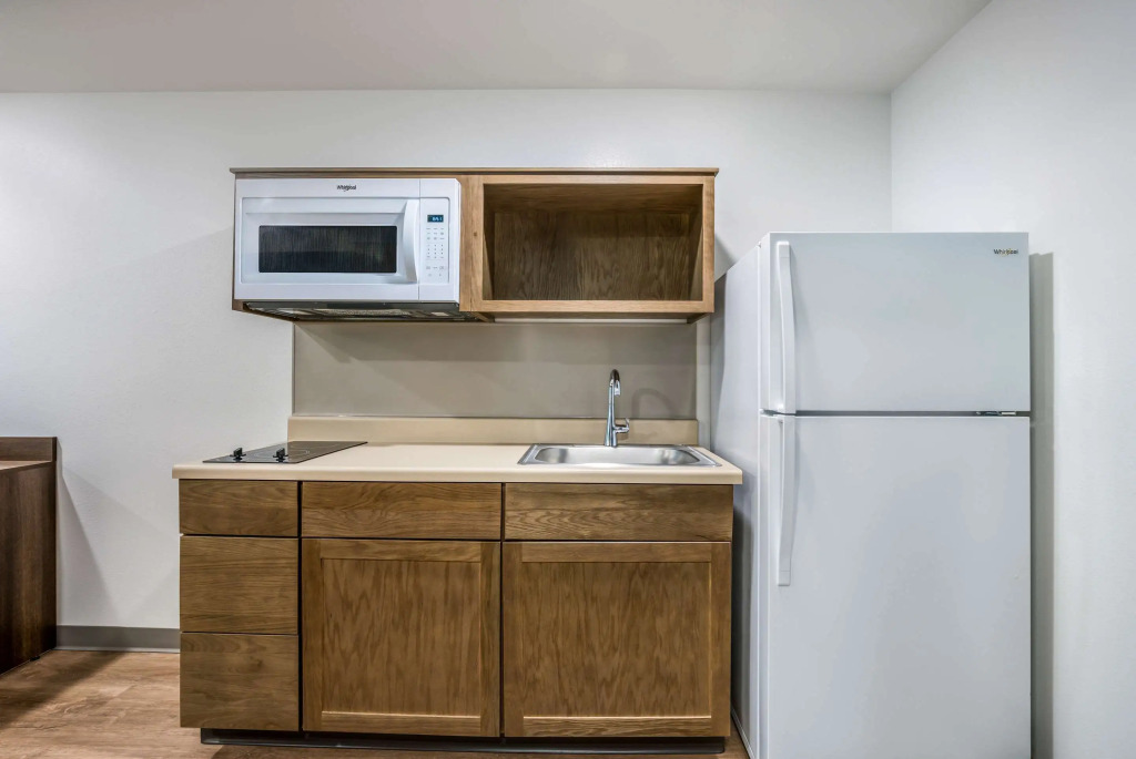 WoodSpring Suites Elgin - Chicago