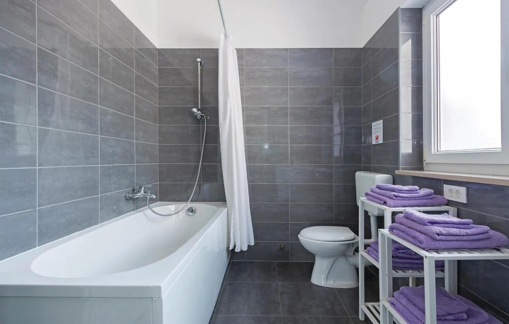 Awesome Home in Vodnjan With Wifi and 2 Bedrooms