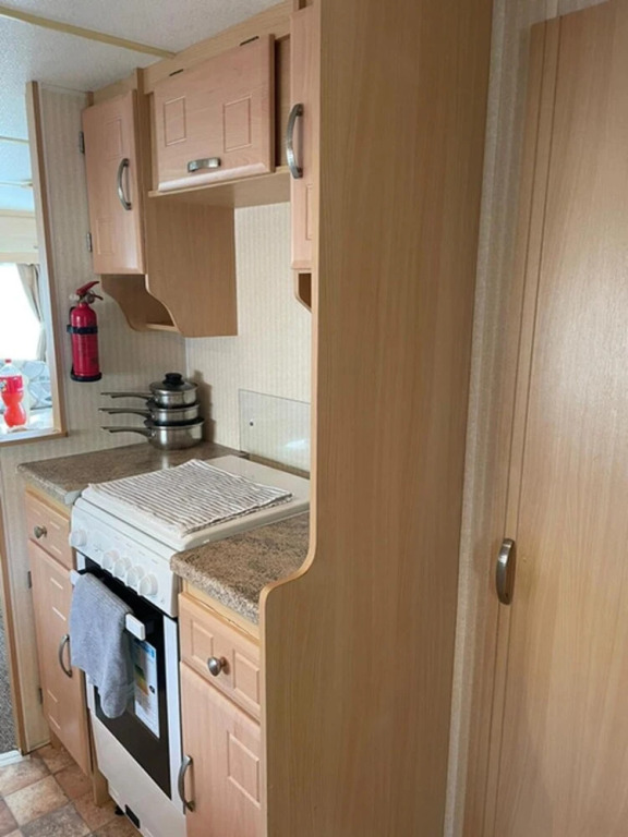 4 Bedroom Caravan on Golden Chapel St Leonards