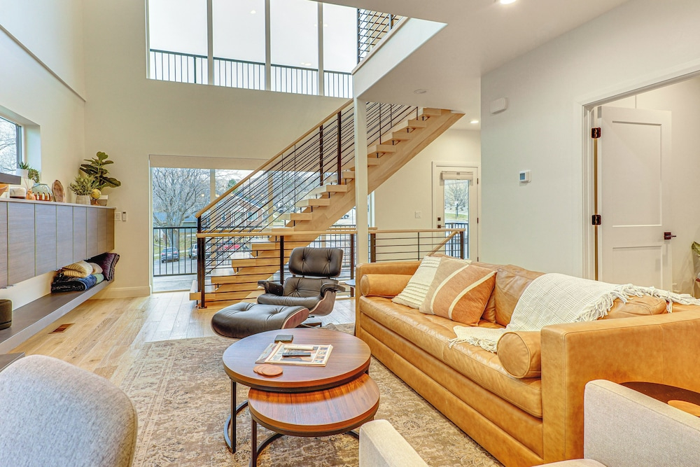 Hike, Ski & Explore Slc: Walkable Luxury Townhome