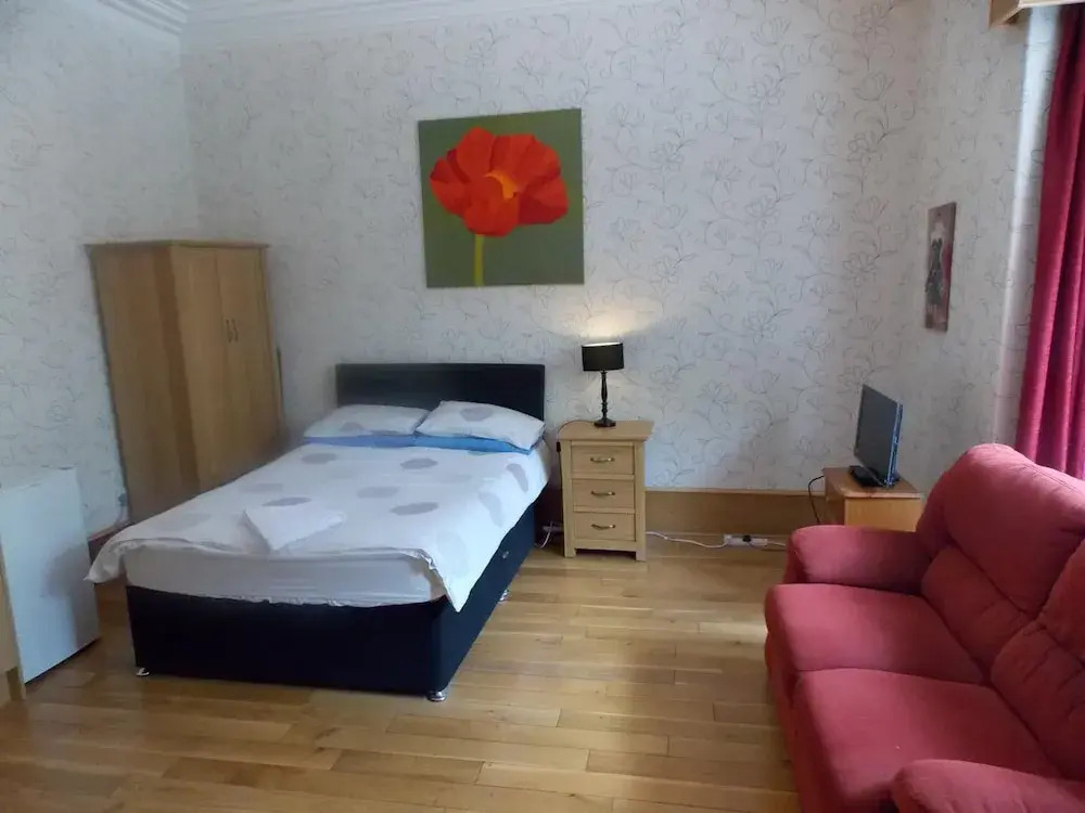 Station View Guest House