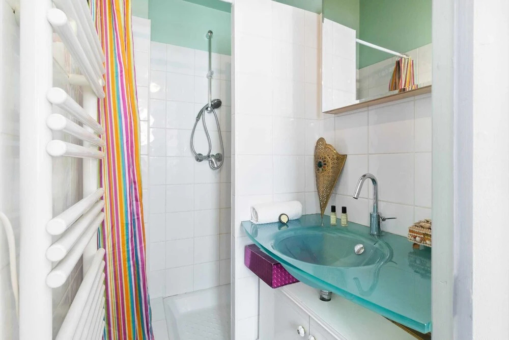 Stylish Vintage 3BR Apartment in Le Marais by GuestReady