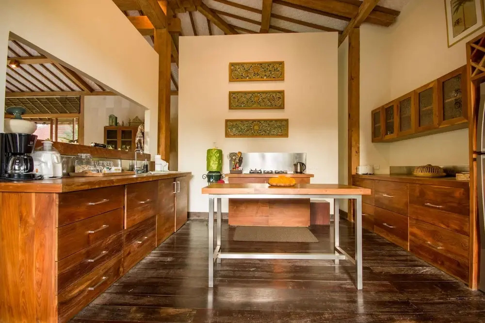 Bali Villa Near the Beach, 2083