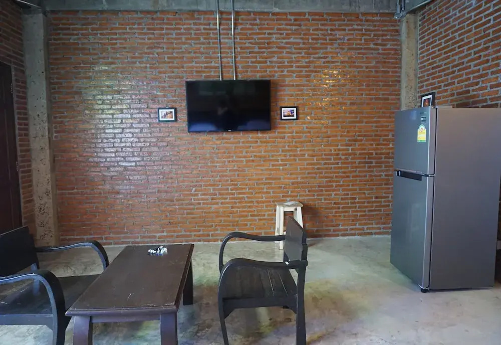 OYO 1155 Bikers House And Enduro Tours Chiang Mai