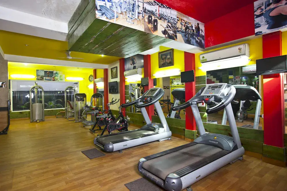 OYO Premium Medanta 2