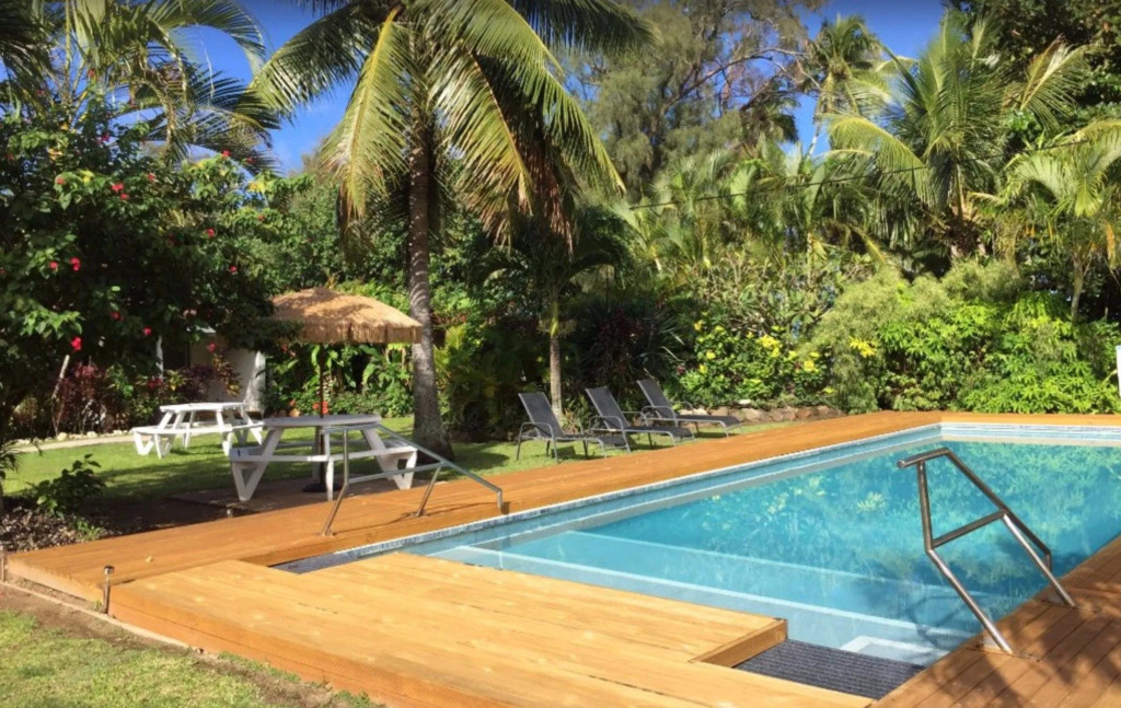 The Black Pearl Beachside Apartments