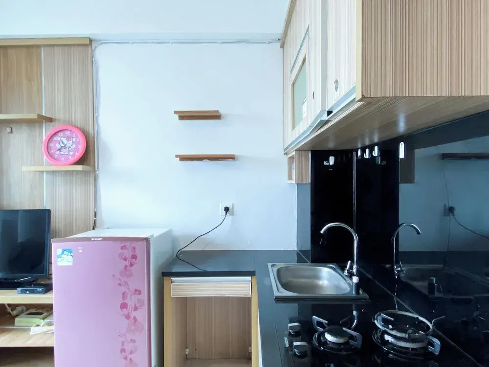 Good Deal And Homey 1Br Tifolia Apartment