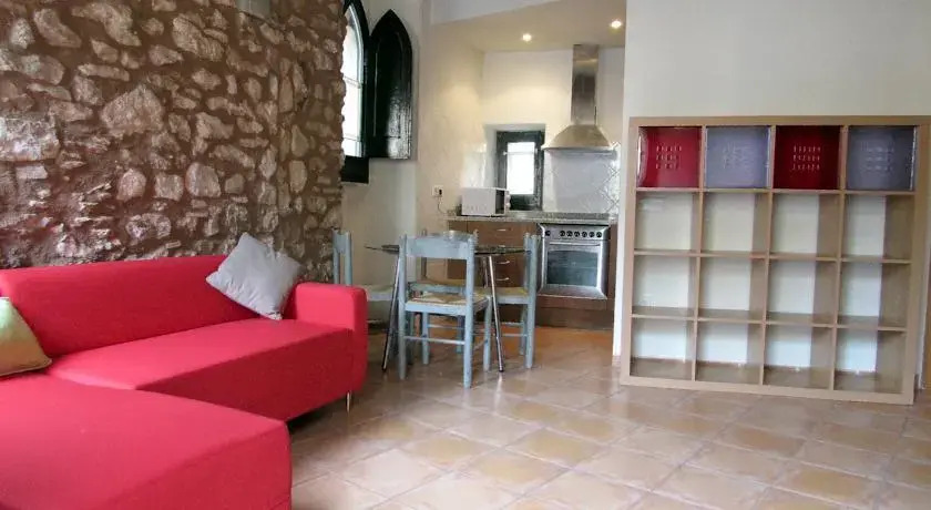 Qlodging Lledoners