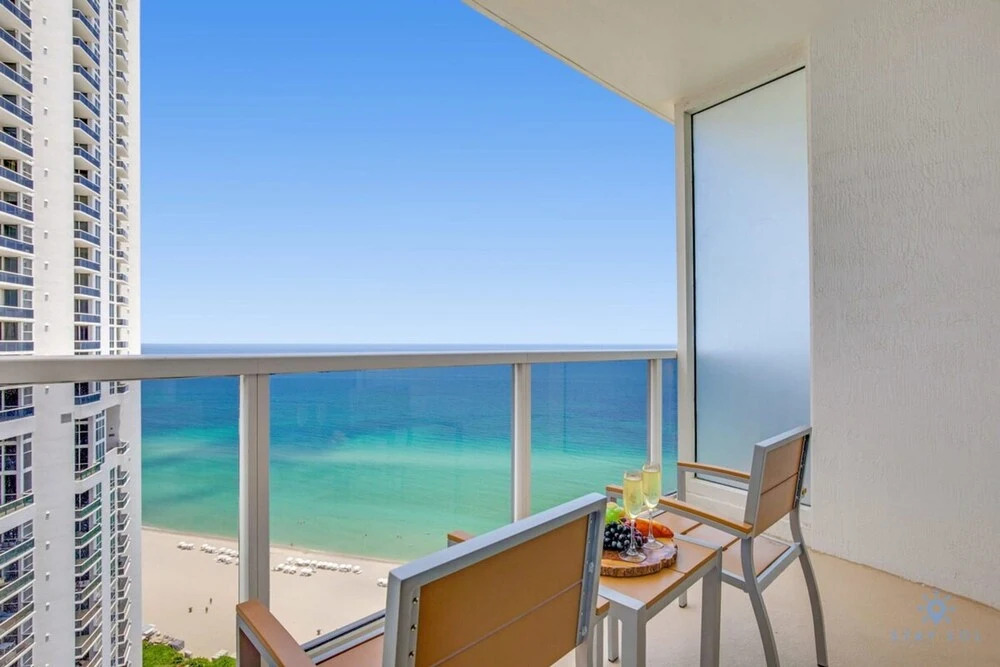 Sunny Isles Bliss Beachfront Retreat for 4, Sunny Isles Beach