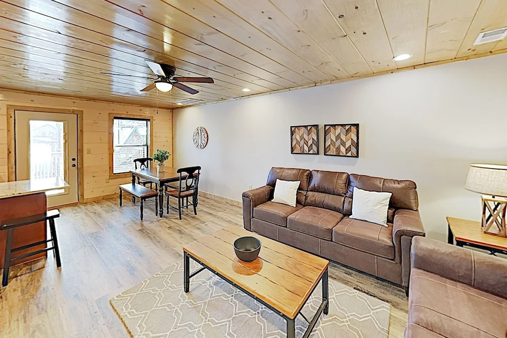 New Listing! New-build 2-unit W/ 2 Hot Tubs 4 Bedroom Duplex