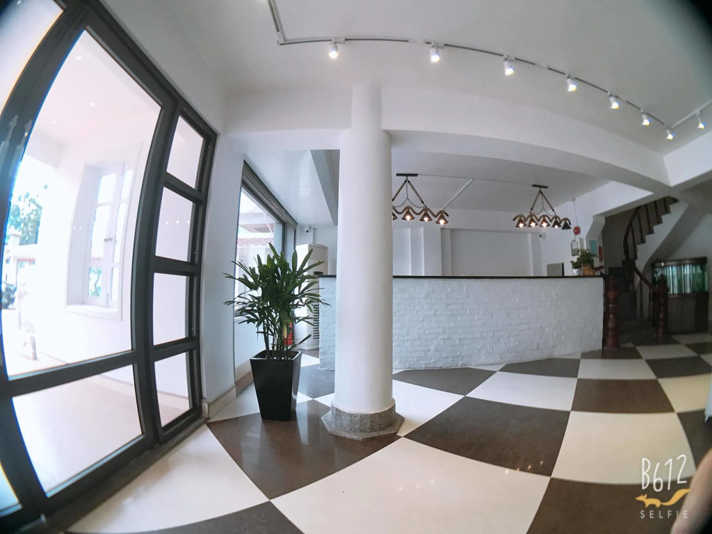 Hotel Pure