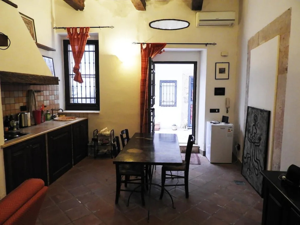 Elettra Studio Apartment