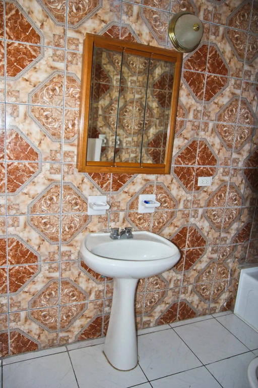 Executive Shaw Park Guest House
