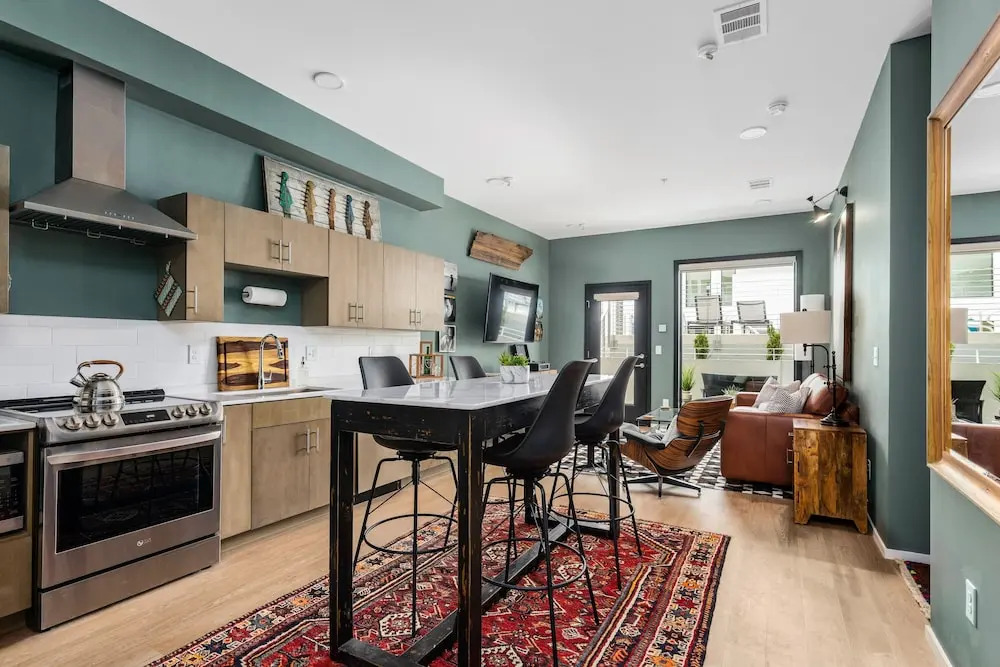 Lllume New Green Community Poolside End Unit 1 Bedroom Condo