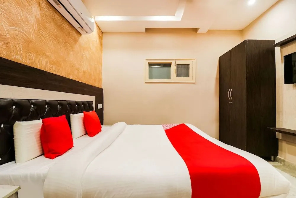 Oyo 61261 Hotel Z