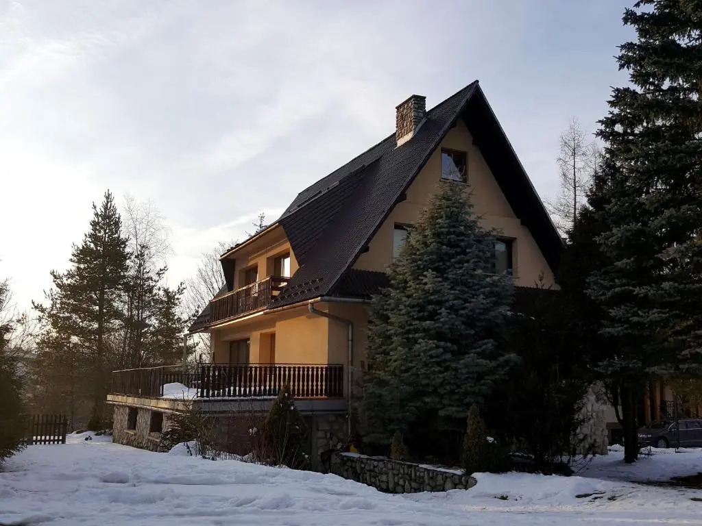 POKOJE GOŚCINNE WILCZNIK 12