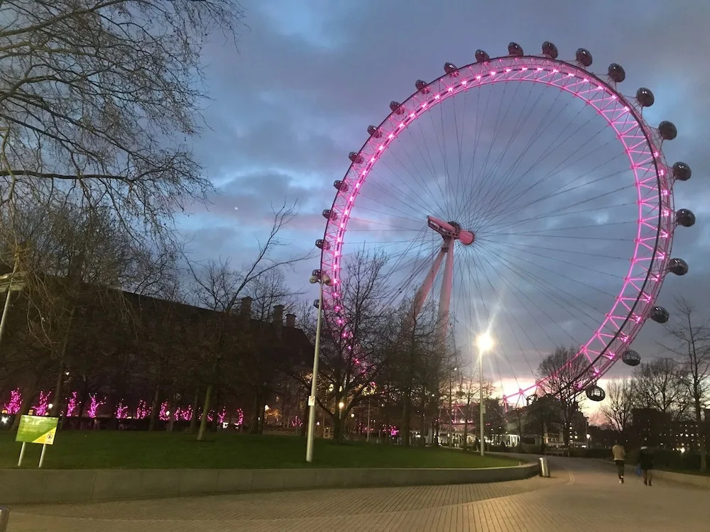 Impeccable Studio Apartment by the London Eye