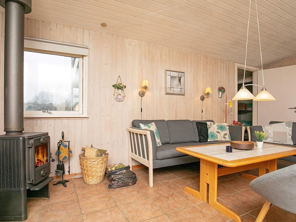Quaint Holiday Home in Dannemare With Whirlpool
