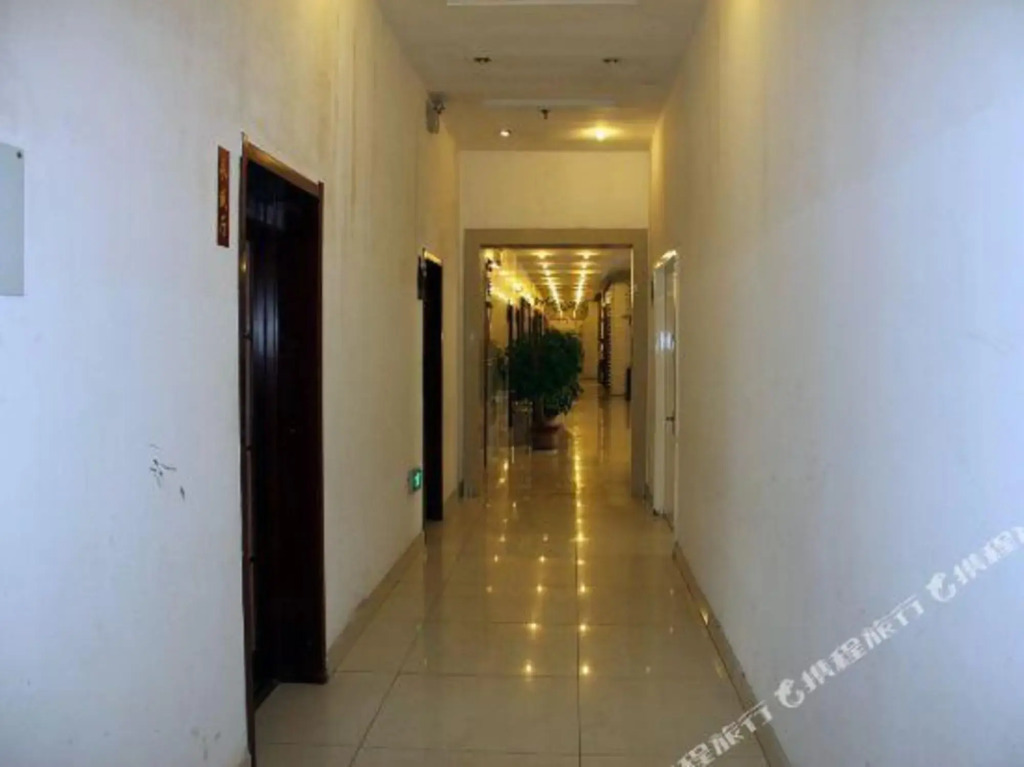 Zhonghui Fishing Village Hotel (Rizhao World Sailing Base)