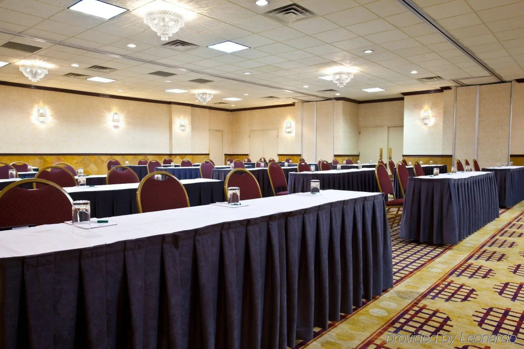 Holiday Inn OHare Area by IHG