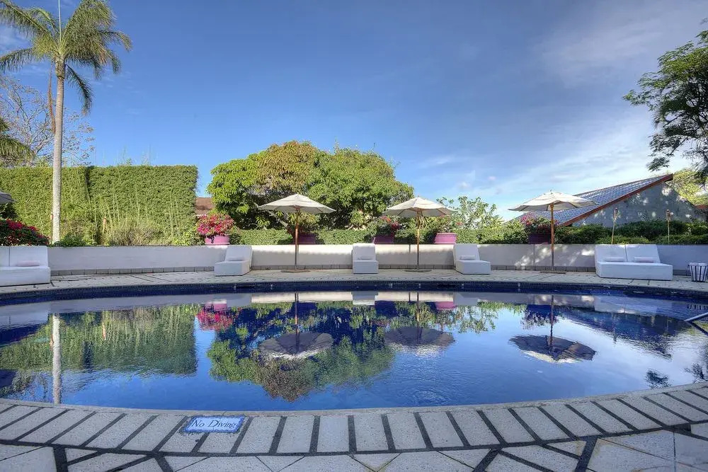 Alta Las Palomas Hotel