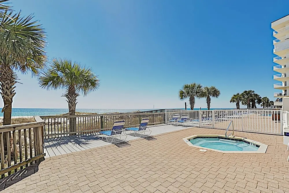 Beachfront W/ 3 Pools, Spa, Marina & Tennis 3 Bedroom Condo