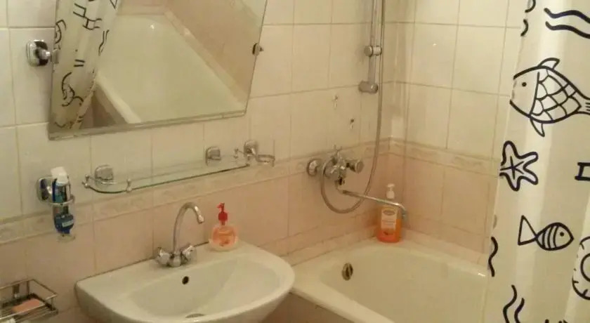 Comfort in the "Golden Square"- Komfort v "Zolotom Kvadrate"