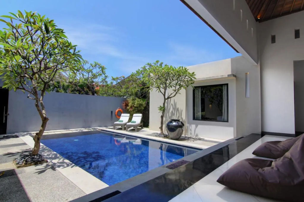 Апарт-отель Balissimo Suite Seminyak by Betterplace