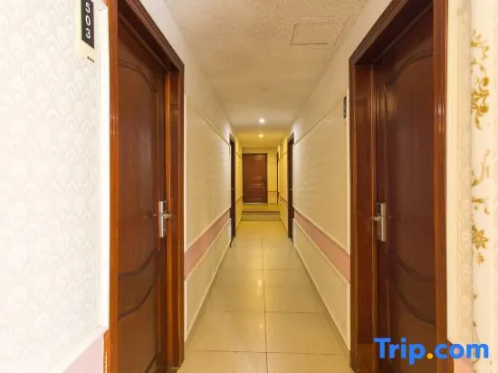 Zhujicheng Theme Hotel