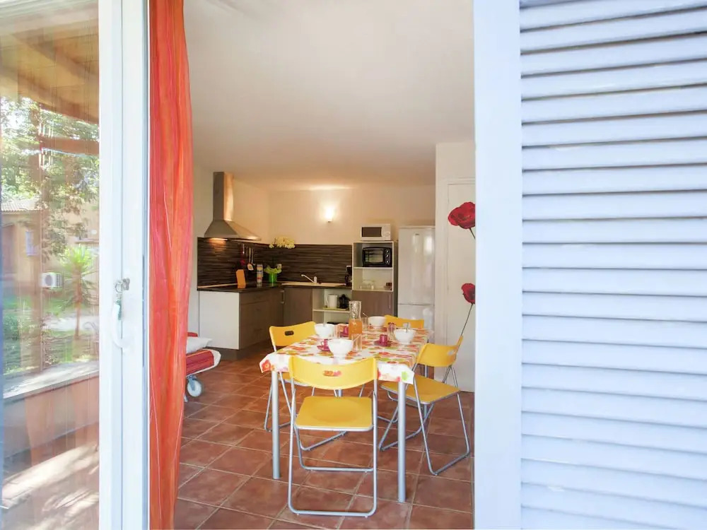 Holiday home 150m from the beach in Corsica
