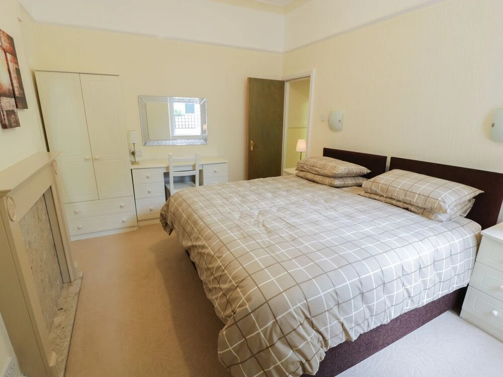 Garth House Apartment 1