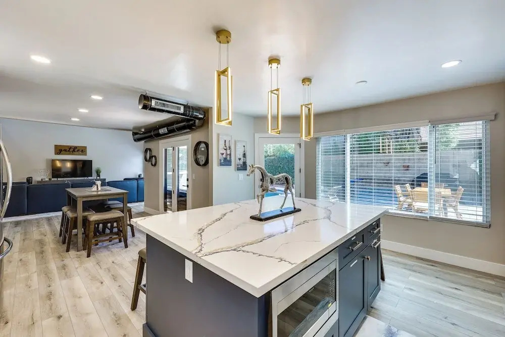 Putting Green, Game Room, Pool! Scottsdale Oasis