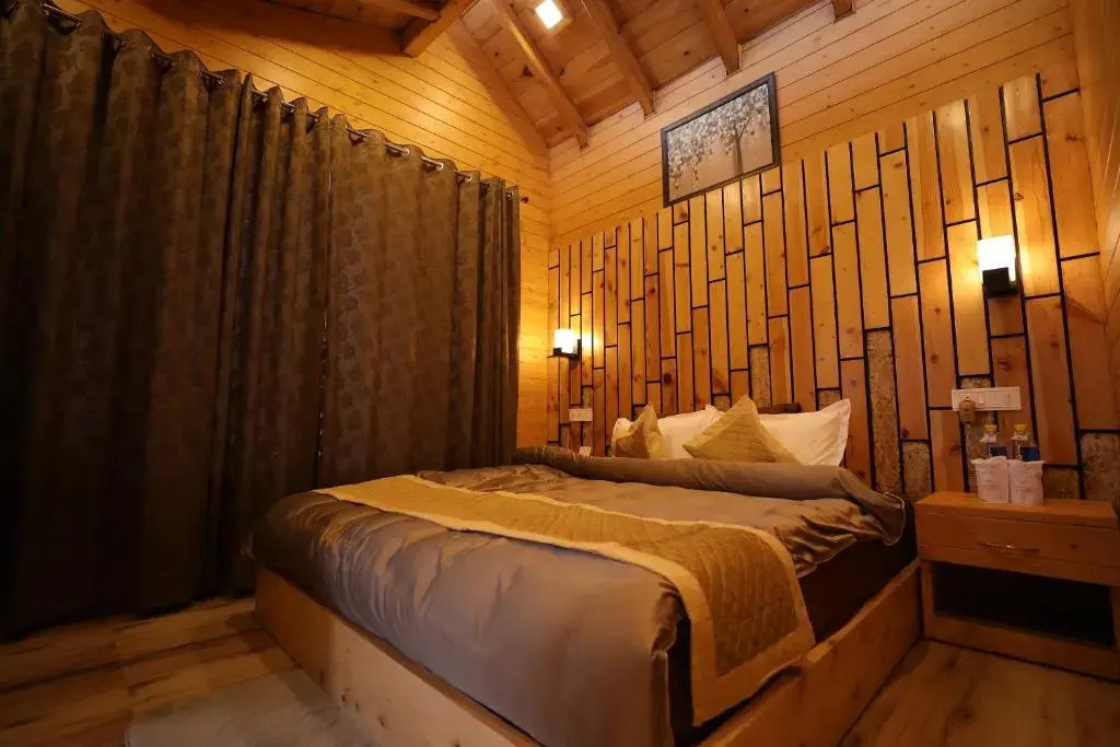 Rooftop Cottages & Restaurant, Pangot