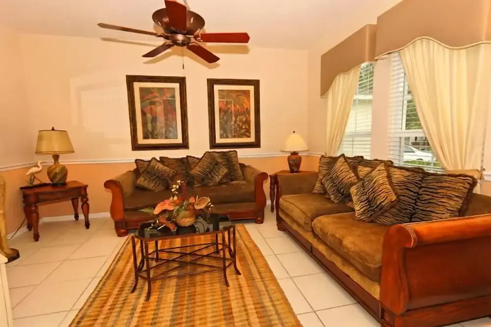 337 Belfry 6 Bedroom Villa by RedAwning