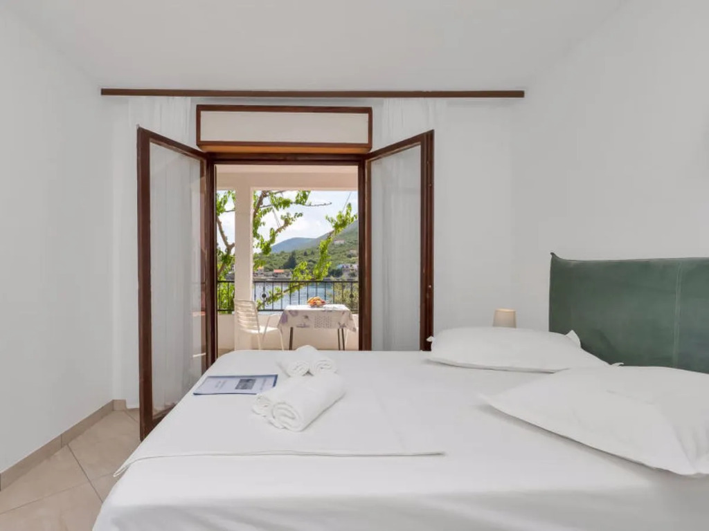 Apartment Rubin Hvar/Pokrivenik 11138