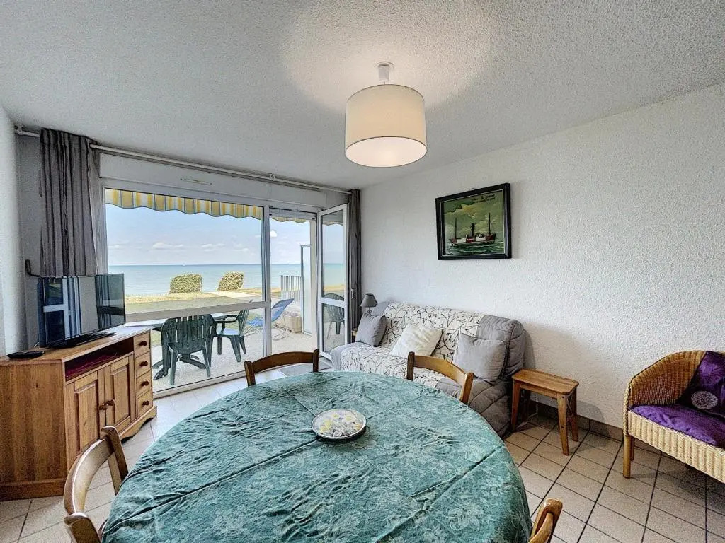 Appartement Jullouville, 2 pièces, 4 personnes - FR-1-361-45
