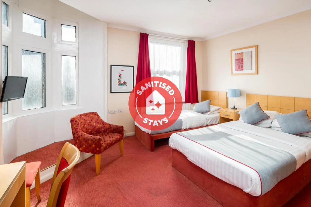 OYO New Dome Hotel