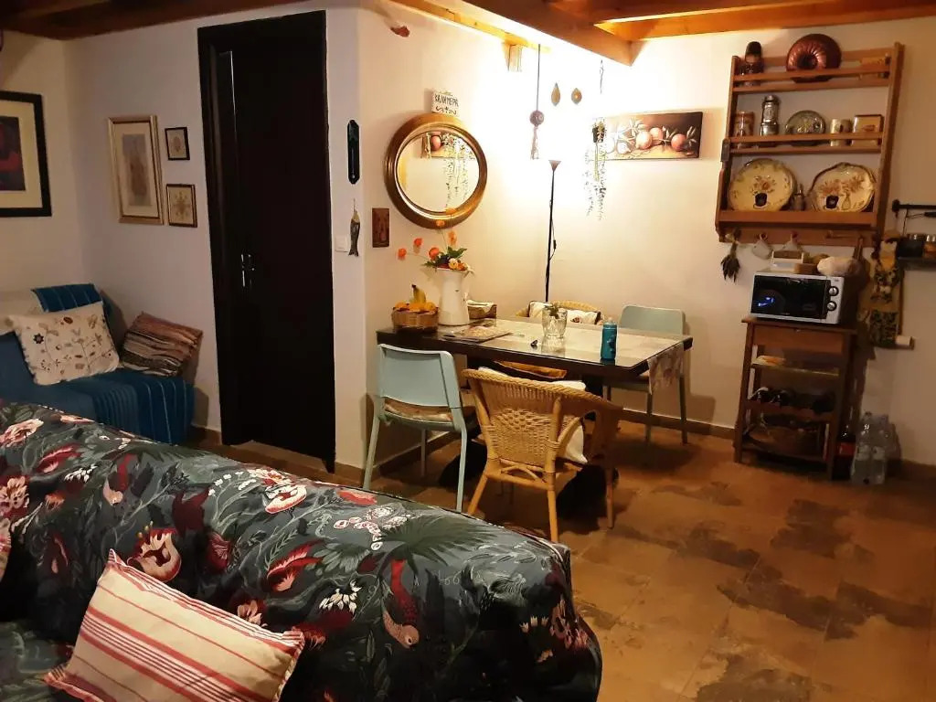 Dioni Villa