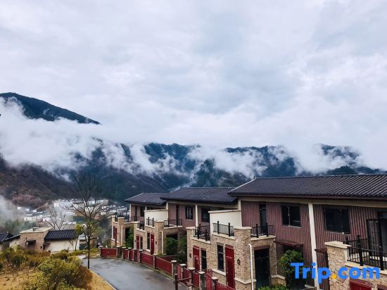 Longjiangping Yangsheng Apartment