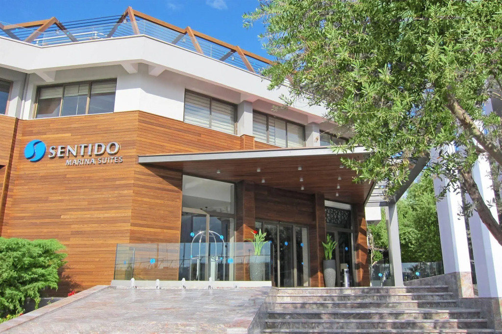 Paloma Marina Suites - Adult Only