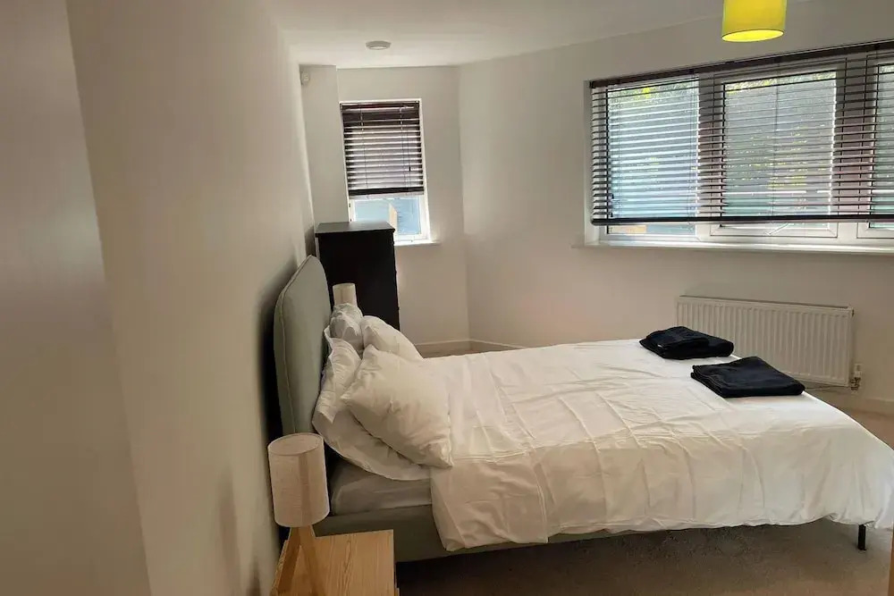 Cosy one Bedroom With Roof Terrace - London Charm