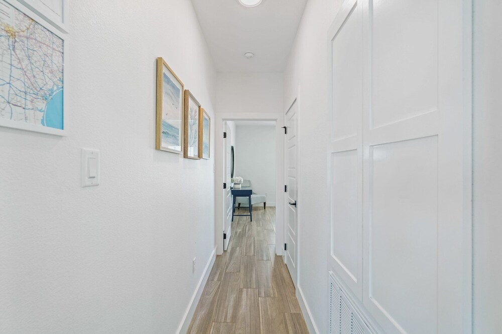 Elegant 4BR Coastal Escape With Stunning Views
