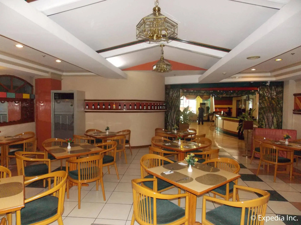 Holiday Plaza Hotel - Cebu