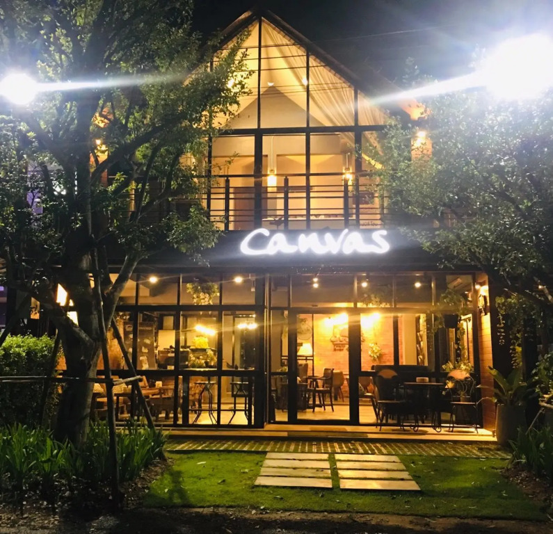 Canvas Family Home